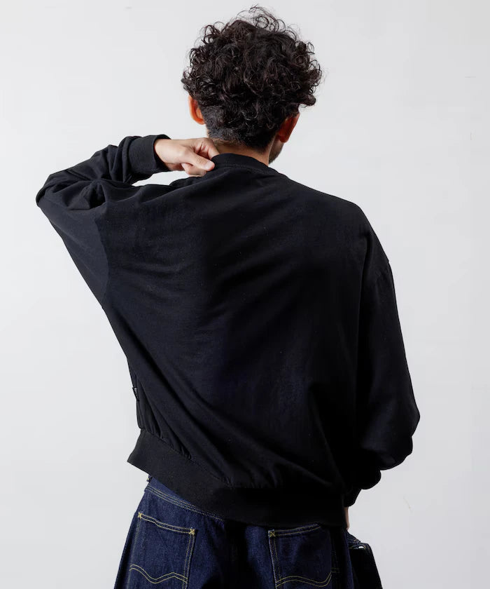 Front Print Crew Neck Sweat FIRST / Relaxed Fit
