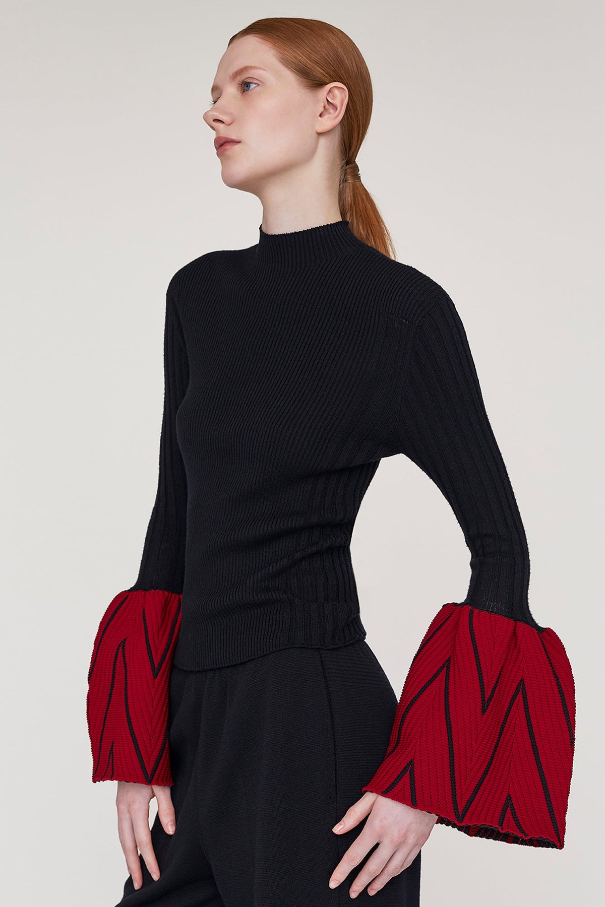 POTTERY HERRINGBONE LONG BELL SLEEVE TOP