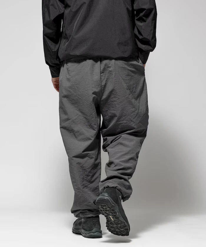 Wide Straight Nylon Track Pants / Tapered Silhouette Easy Nylon Pants