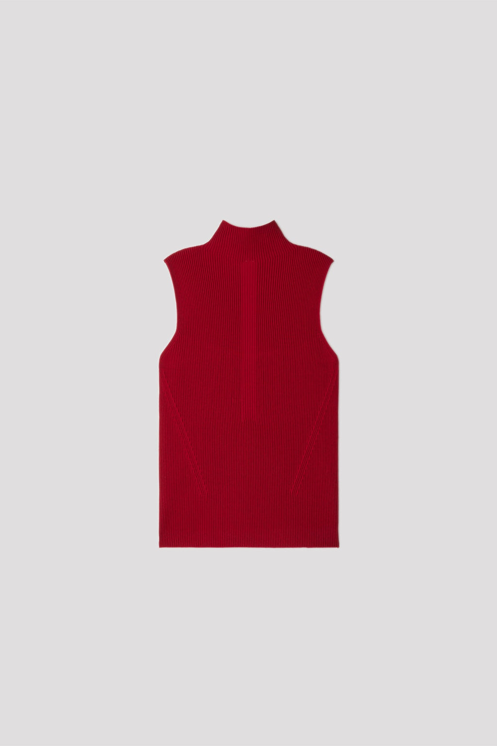 PORTRAIT SLEEVELESS TOP