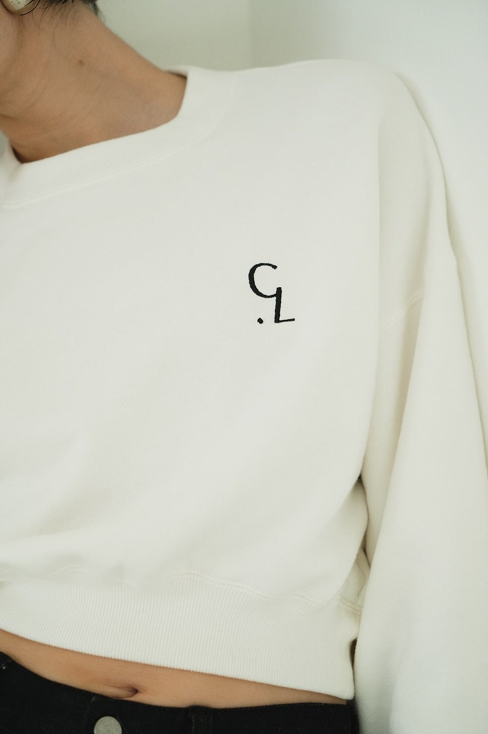 LOGO SHORT SWEAT TOPS