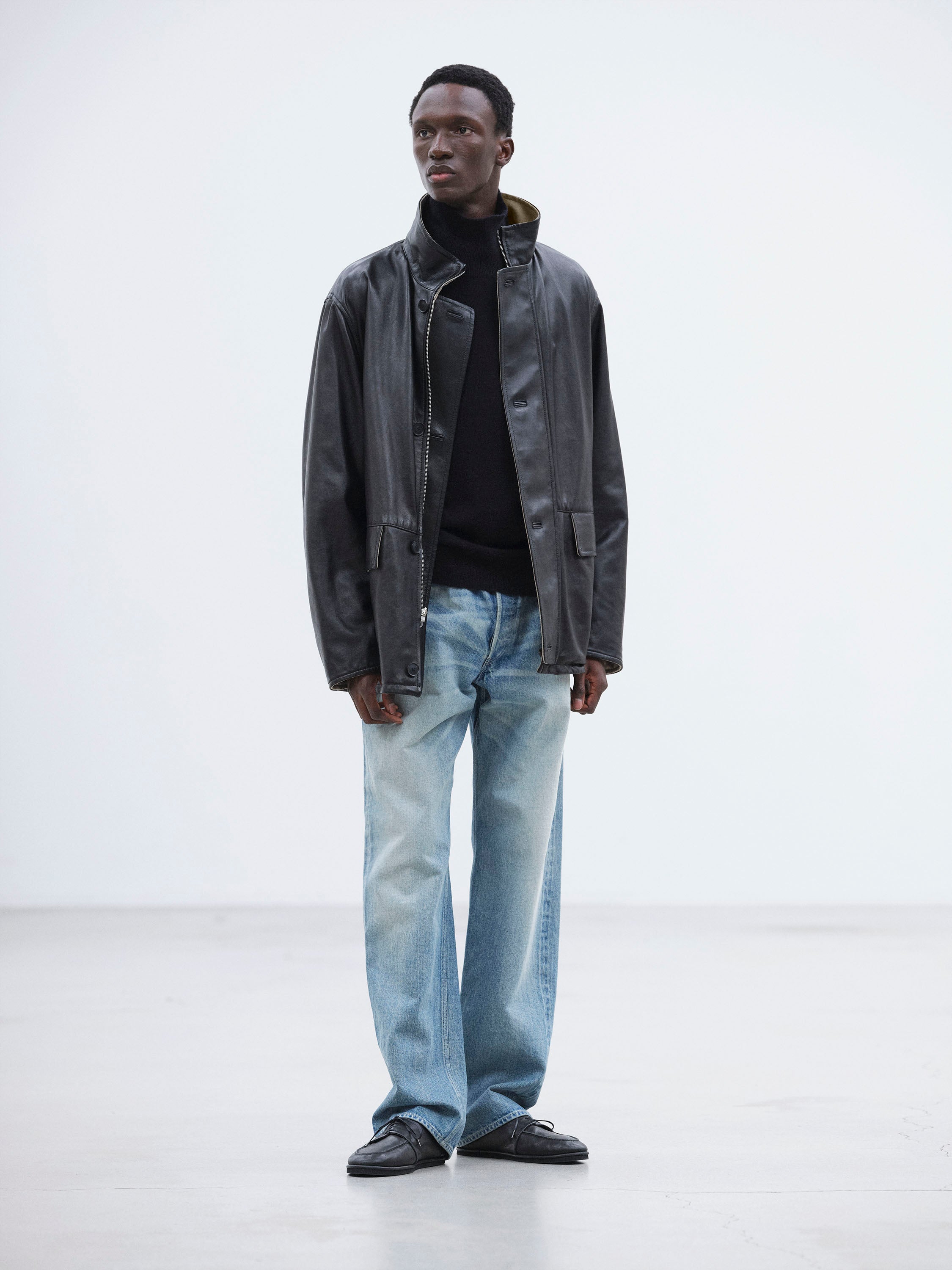 REVERSIBLE WOOL TWISTED TWILL / SHEEP LEATHER HALF COAT