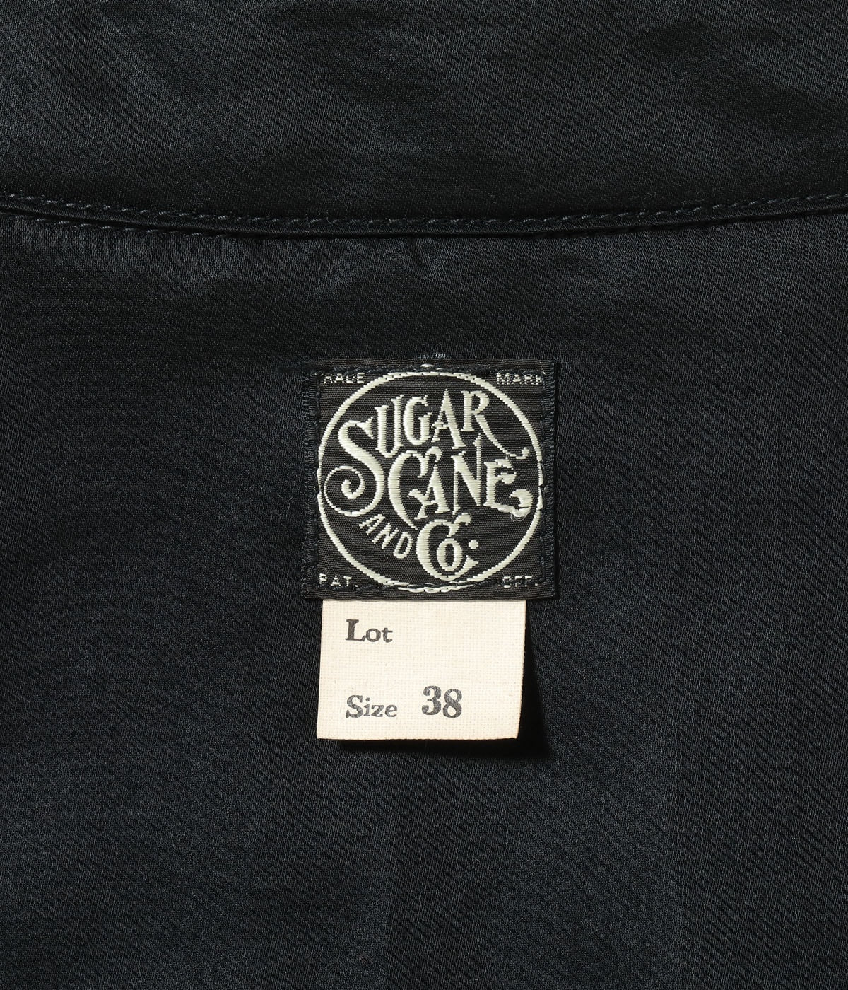 FICTION ROMANCE 7.75oz. WOOL RED PANE ZIP SHIRT