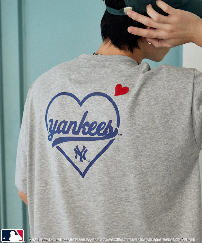 MLB Back Print Heart T-Shirt