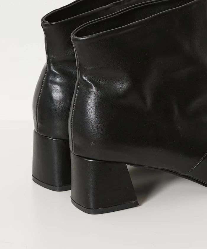 Pointed Toe Short Boots