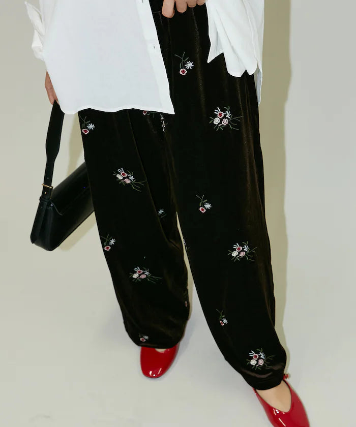 Flower Embroidery Velvet Easy Pants Limited Edition