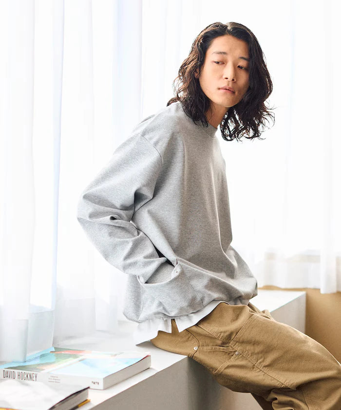 <New Color Added> Side Pocket Spindle Cardboard Crew Neck Sweatshirt