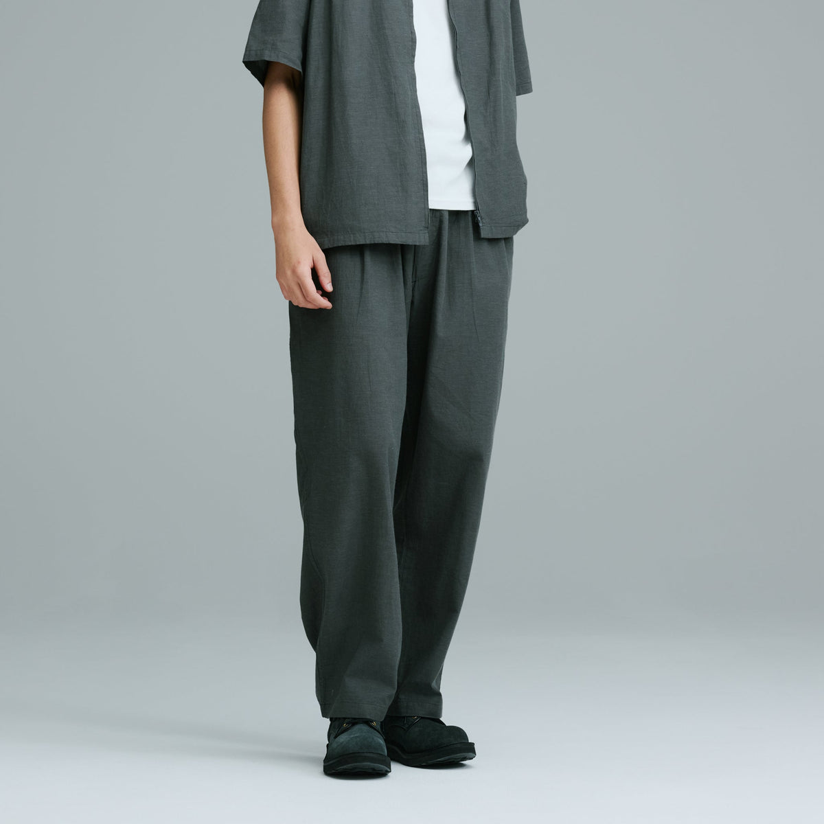 Vat Dye Chambray 1Tuck Easy Pants