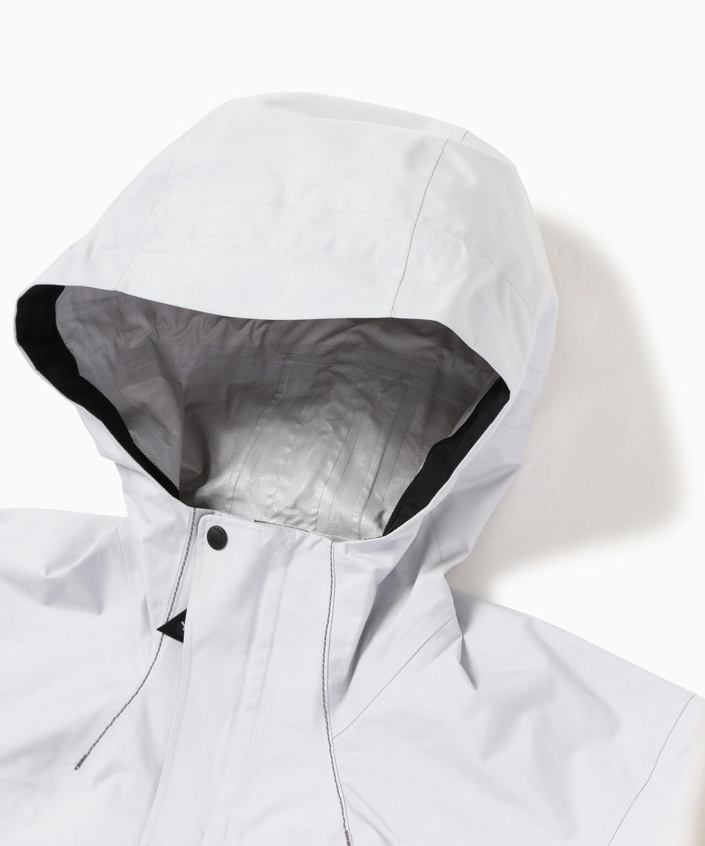 2.5L hiker rain jacket