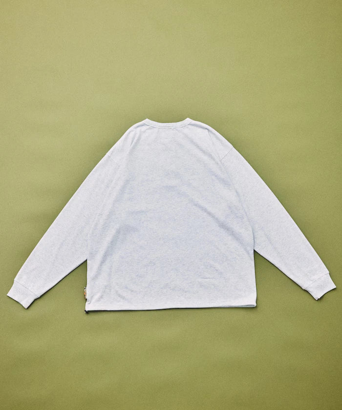 FREAK'S STORE for BEACH & FES Relax Fit One Point Logo Spindle Henley Neck Long Sleeve T-Shirt