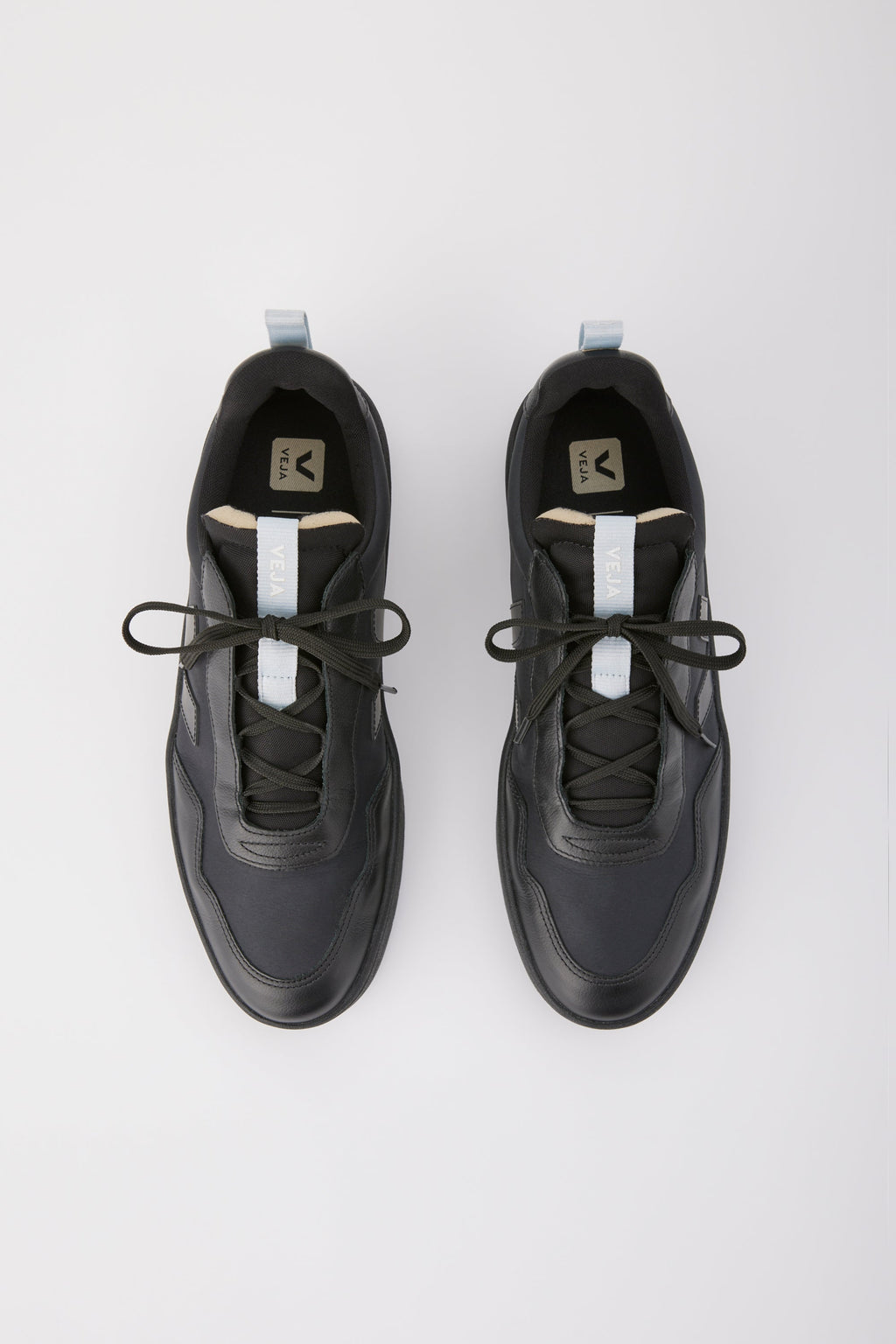 V-90 VEJA X CFCL MEN