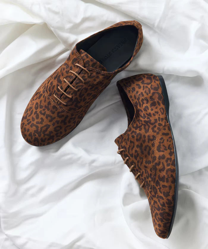 Lace-Up Flat Shoes [23~28cm]