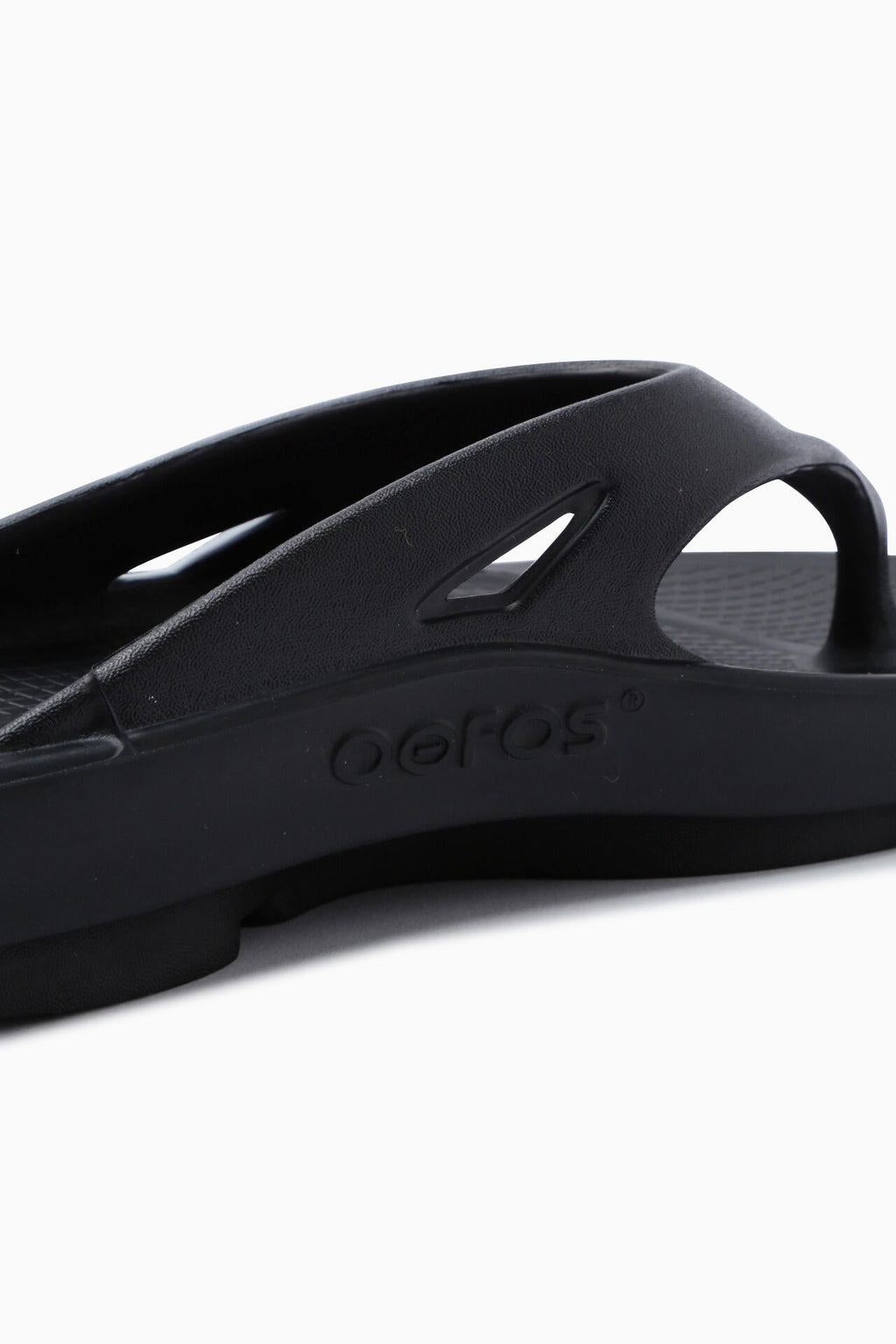 OOFOS original × and wander recovery sandal