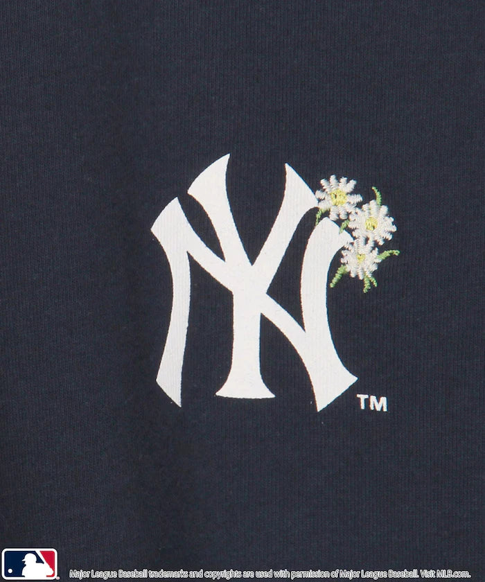 MLB One-Point Flower Embroidery T-Shirt
