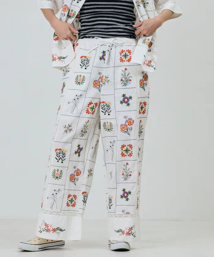 Patchwork Floral Embroidery Pants