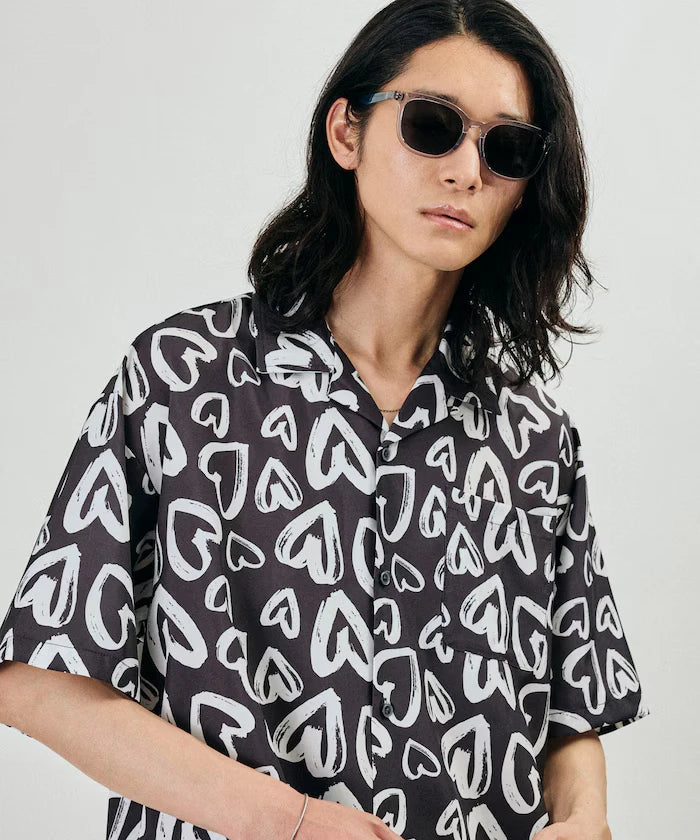 Open Collar Pattern Short Sleeve Shirt