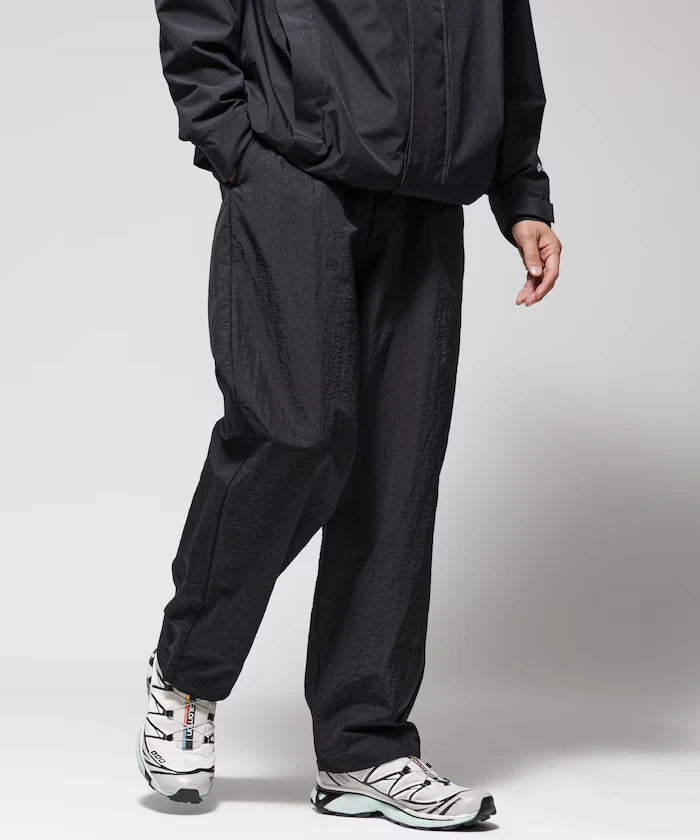 Wide Straight Nylon Track Pants / Tapered Silhouette Easy Nylon Pants