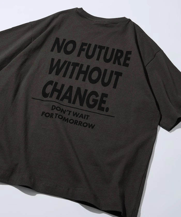 6oz Front Logo Embroidery Crew Neck T-Shirt / Back Print T-Shirt PRINT LEFT CHEST EMBROIDERY BOX FIRST