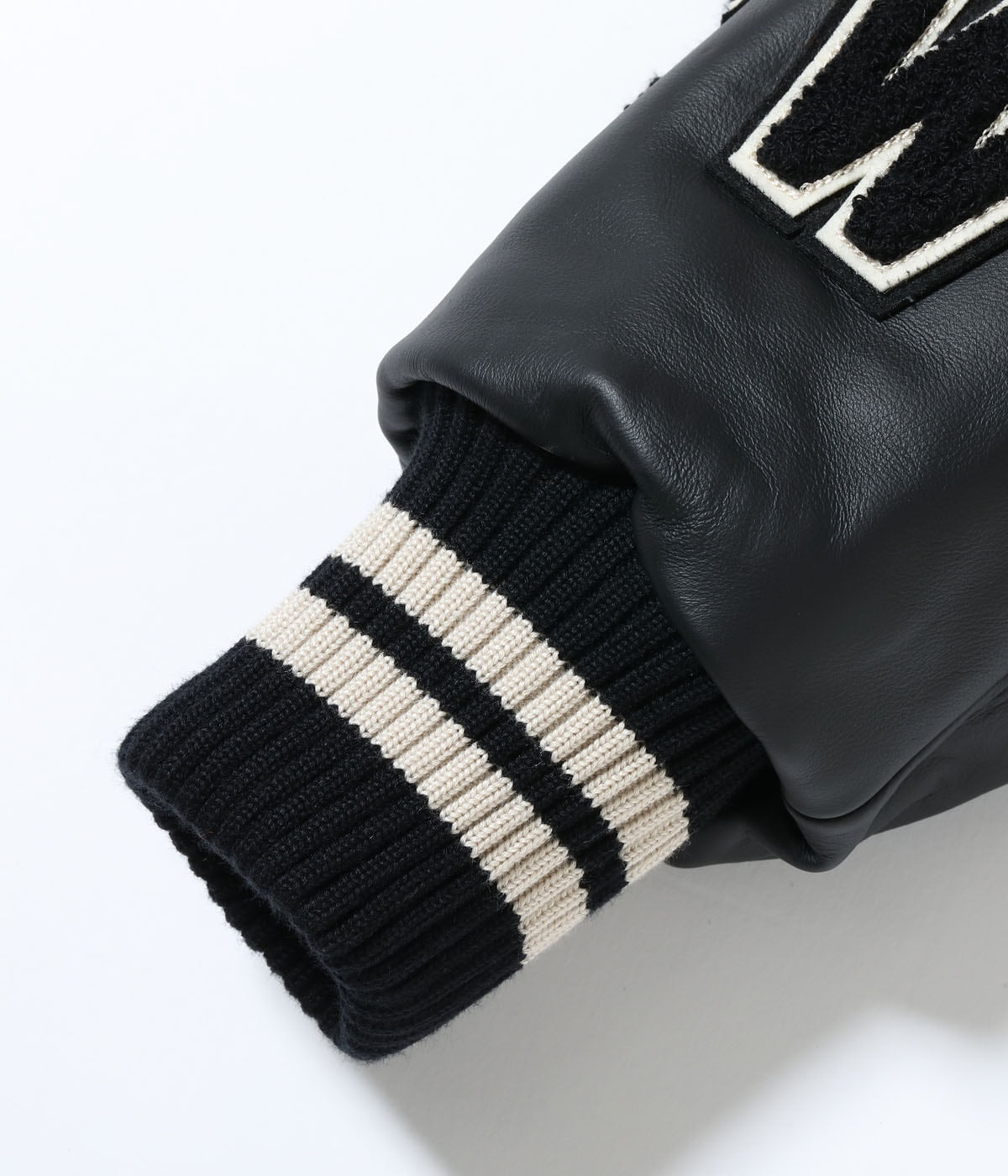 30oz. WOOL MELTON AWARD JACKET “BLUE PECKERS” (BLACK)