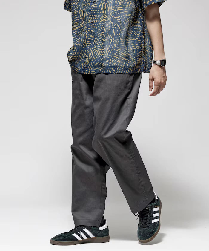 Wide Silhouette Drawstring Chino Pants / Tapered Silhouette Easy Chino Pants