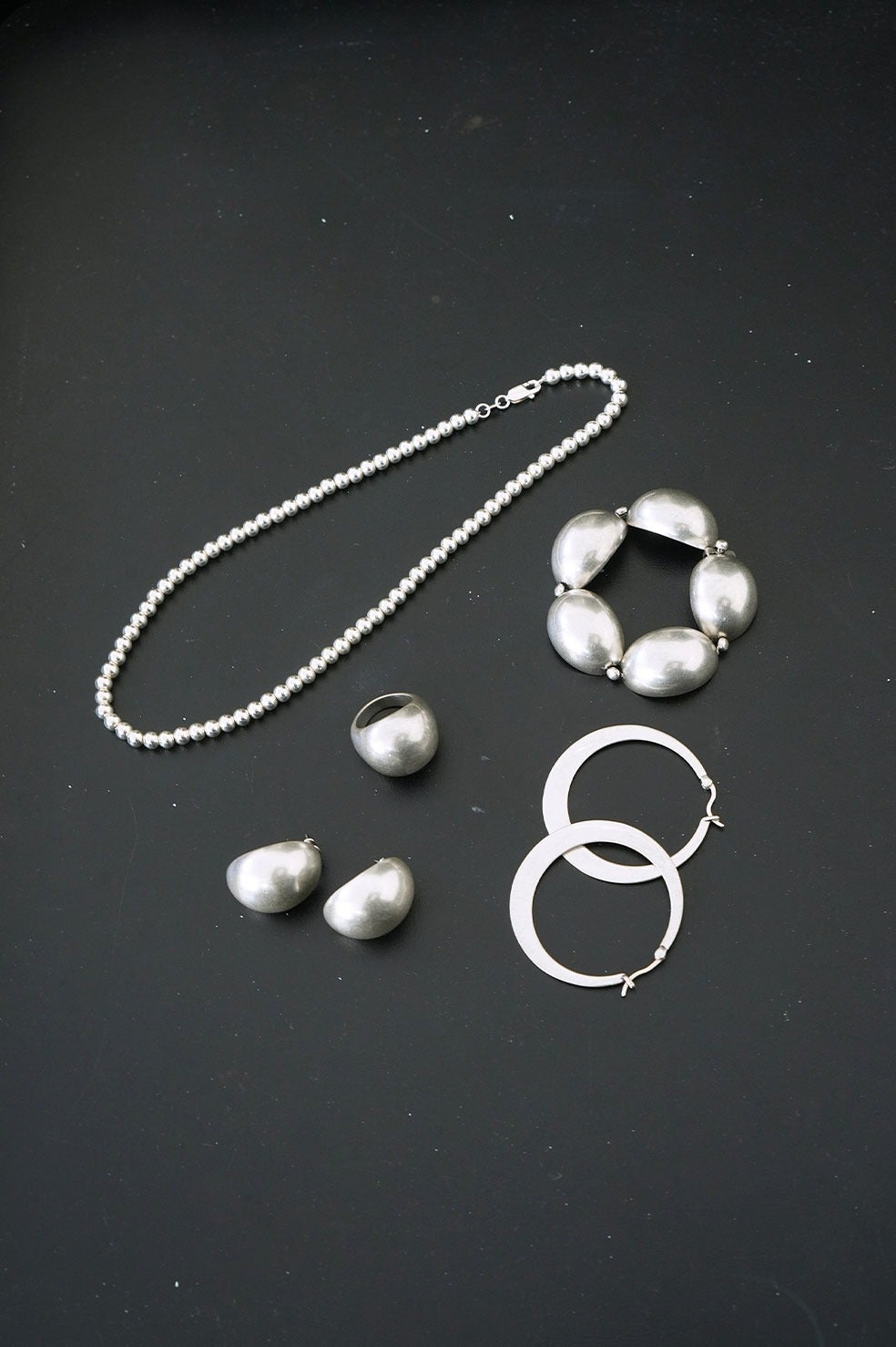 PLATE HOOP PIERCE