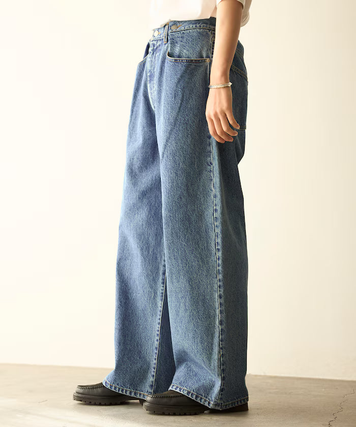 Design Tuck Japan Denim / Wide Silhouette