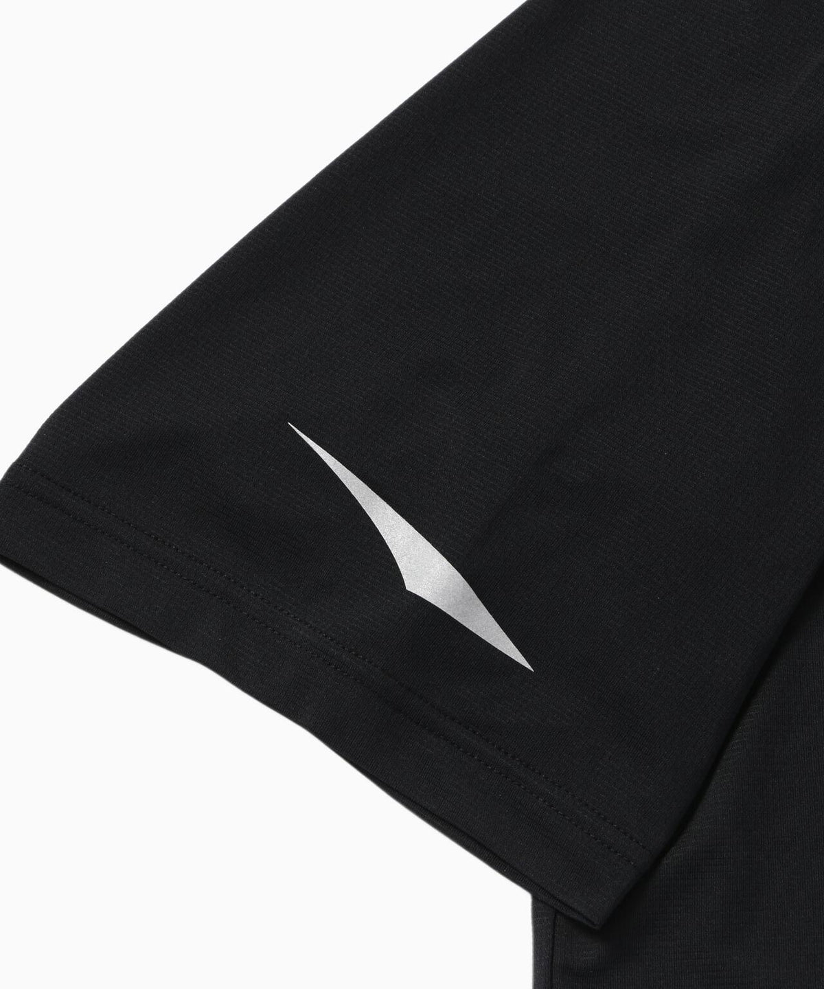 Altra × and wander  SS T