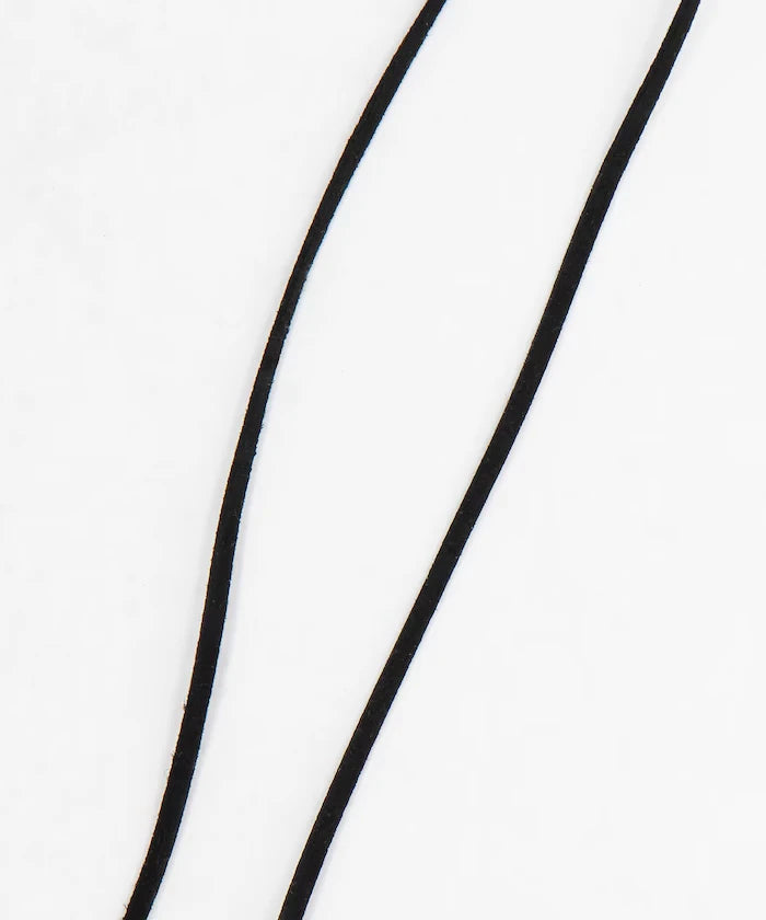 Necklace with nuance charm