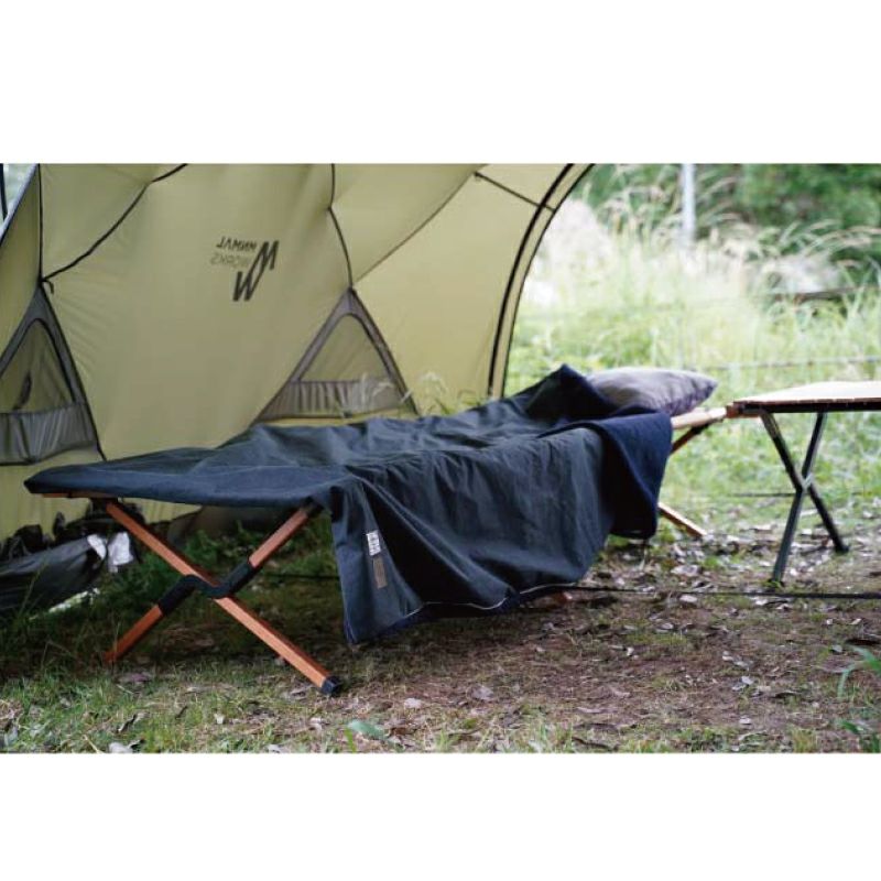 OUTDOOR COMFORTER FIRE PROOF BLANKET