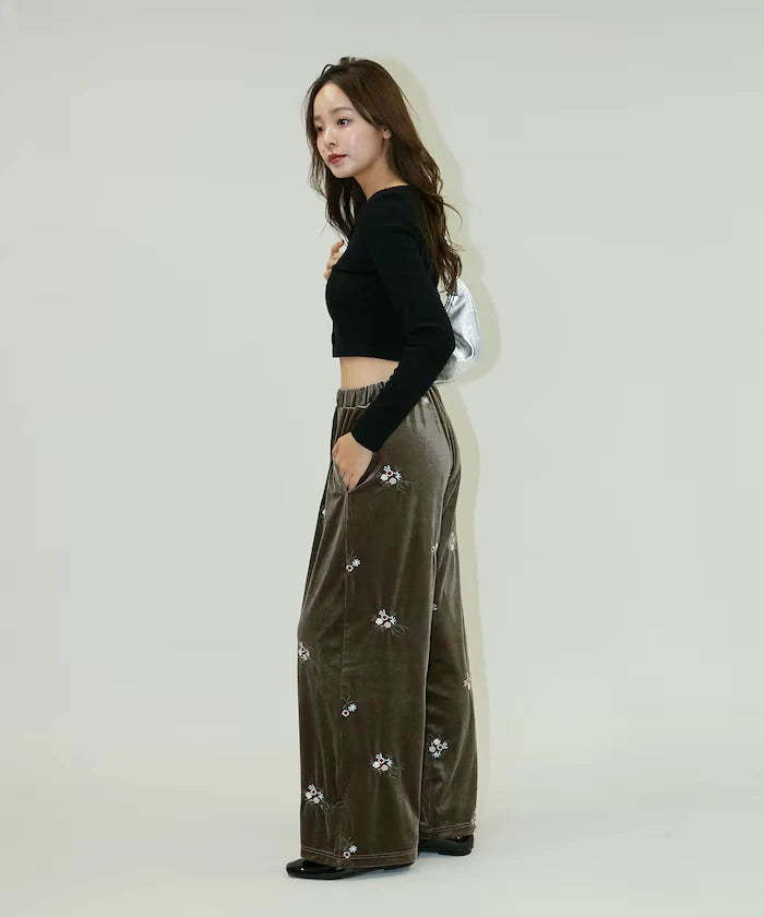Flower Embroidery Velvet Easy Pants Limited Edition