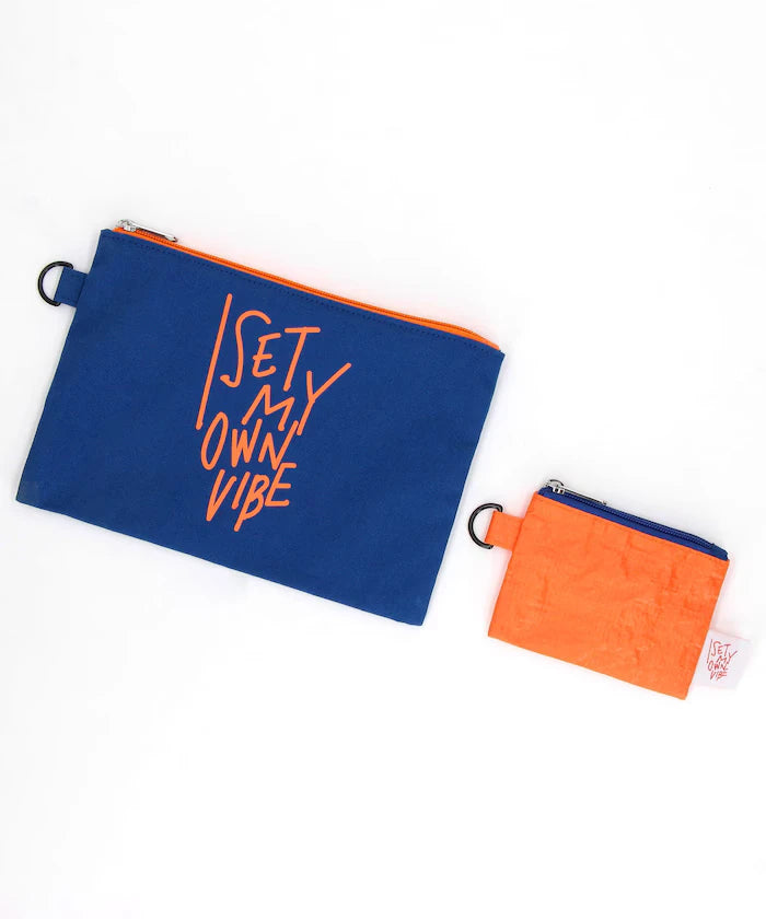 Message Logo Pouch Set