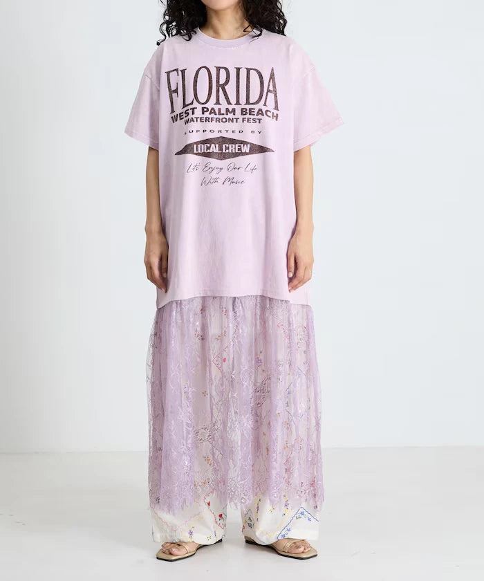 T-shirt lace docking one-piece