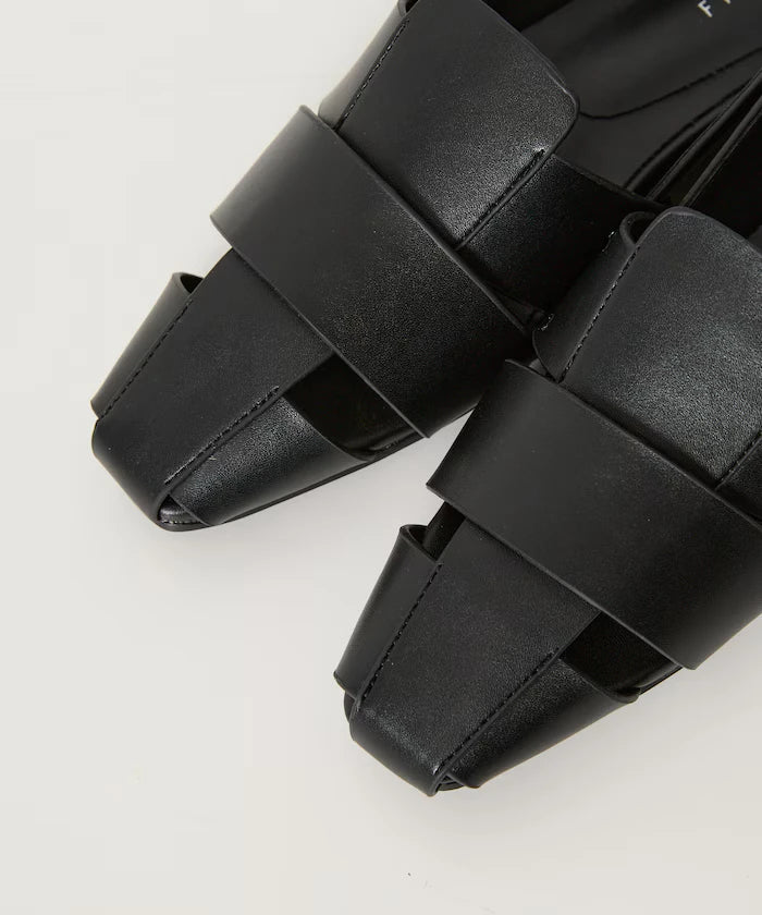 Cross Design Mule
