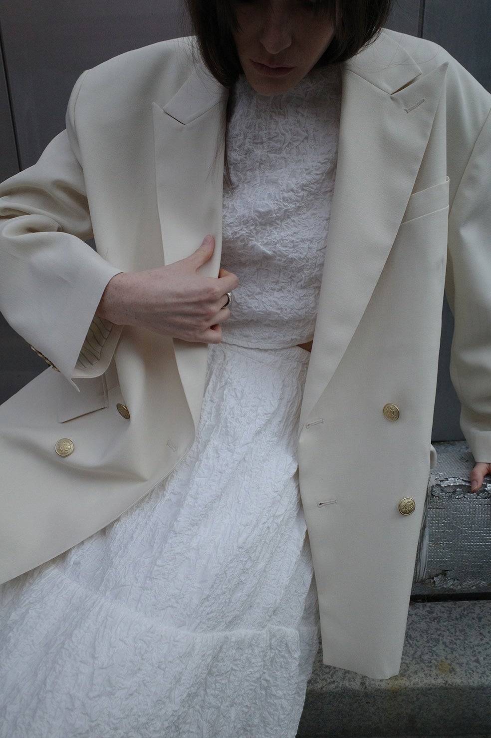 OVER SHOULDER GOLD BUTTON BLAZER