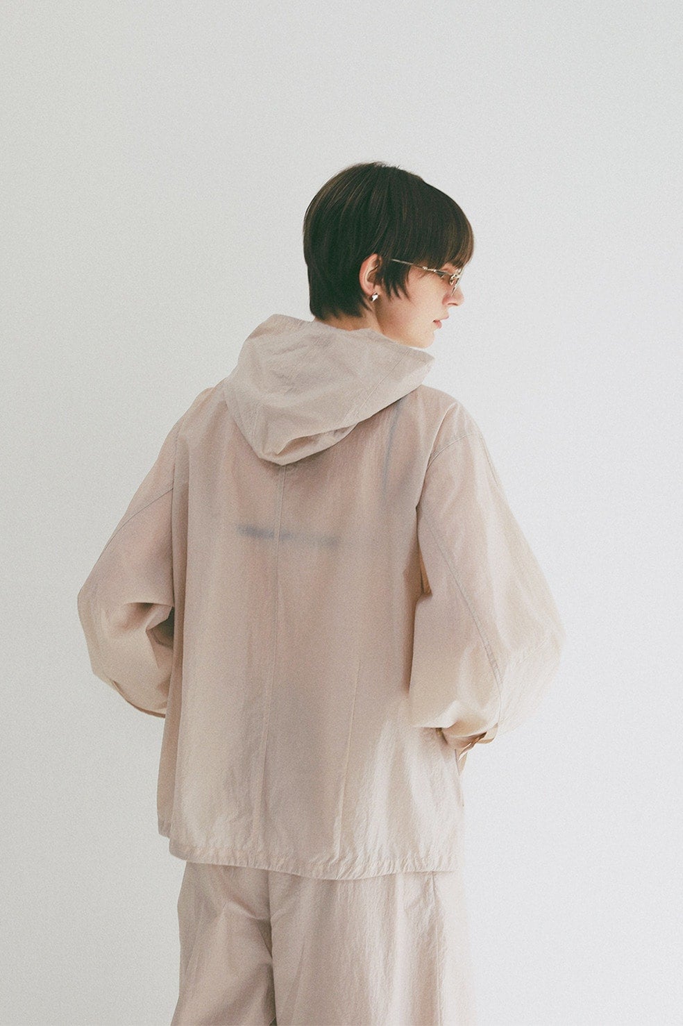 CRINKLED SHEER NYLON ZIP UP HOODIE