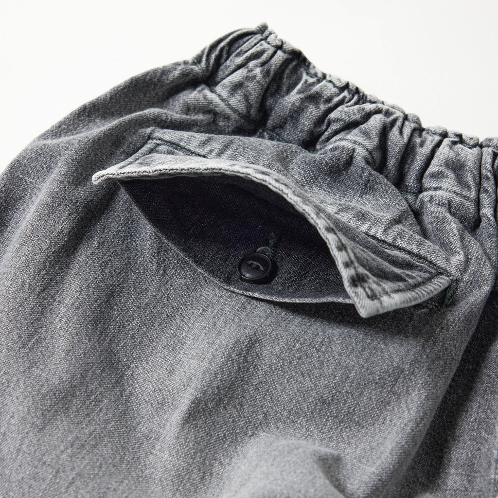 Recycled Waste Suvin Cotton Yarn 10oz. Jelt Denim Knee Tuck Easy Pants Bleach Washed