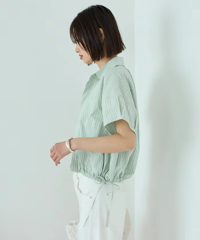 Switch Short Sleeve Hem Code Blouse
