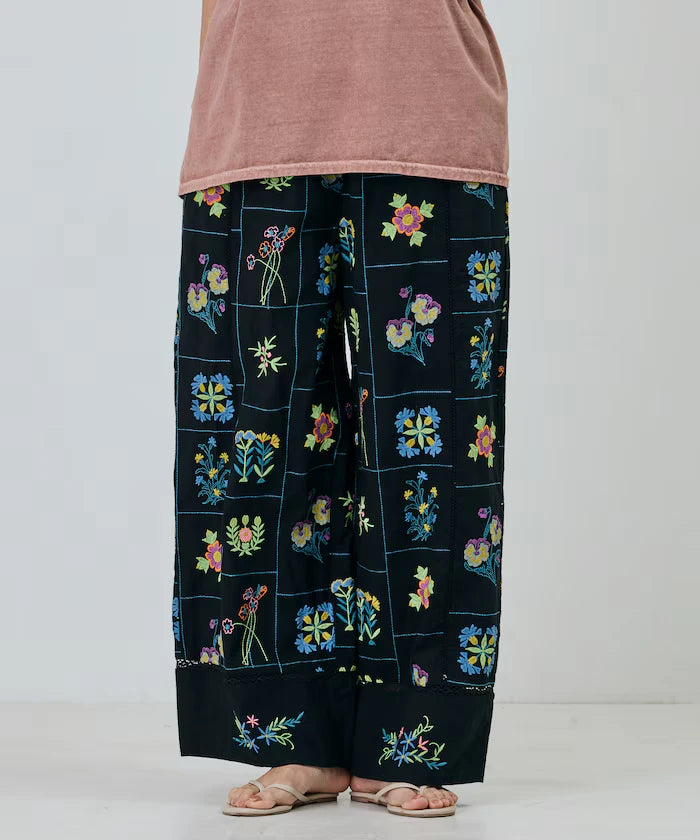 Patchwork Floral Embroidery Pants
