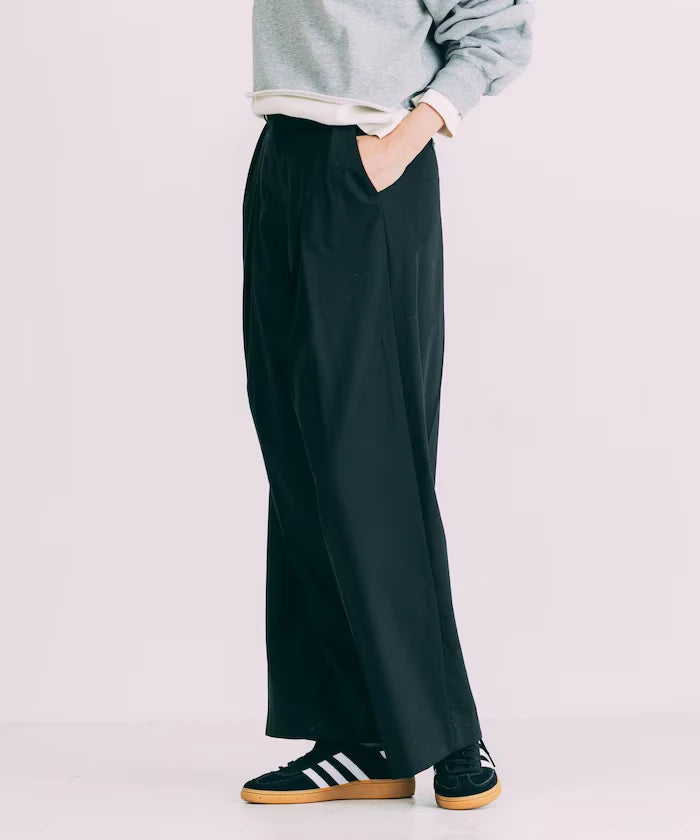 Tuck Wide Slacks Pants