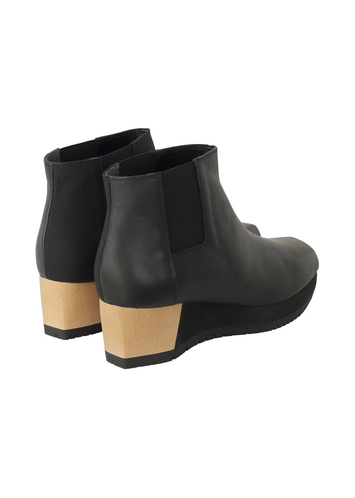 132 5. Shoes 2