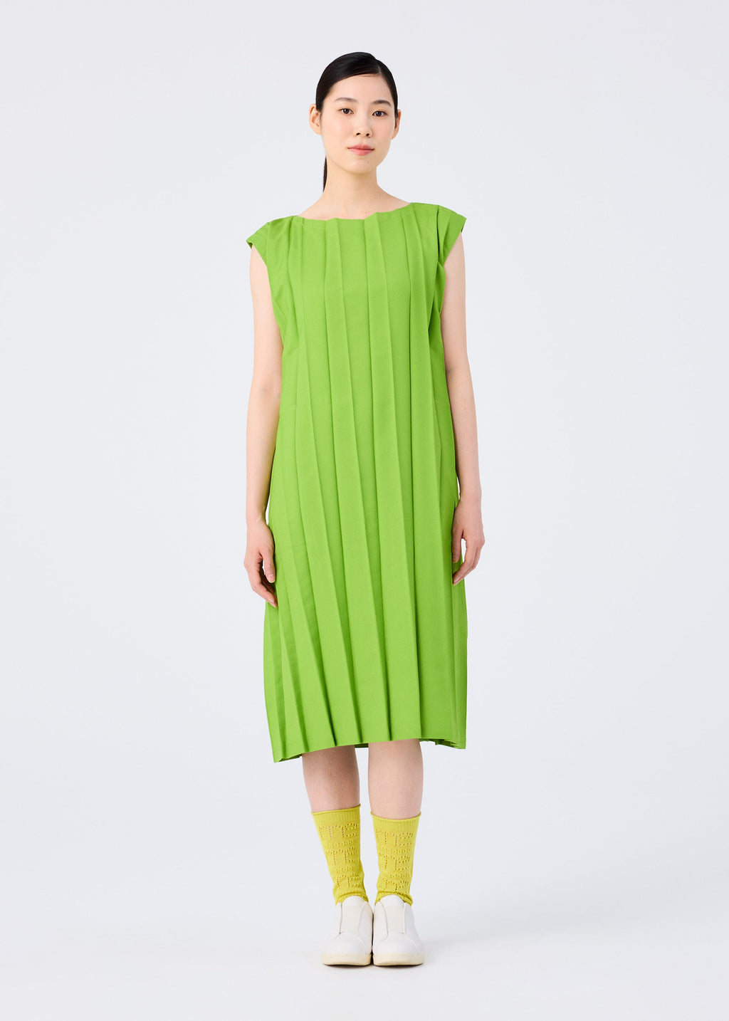 Cross Pleats