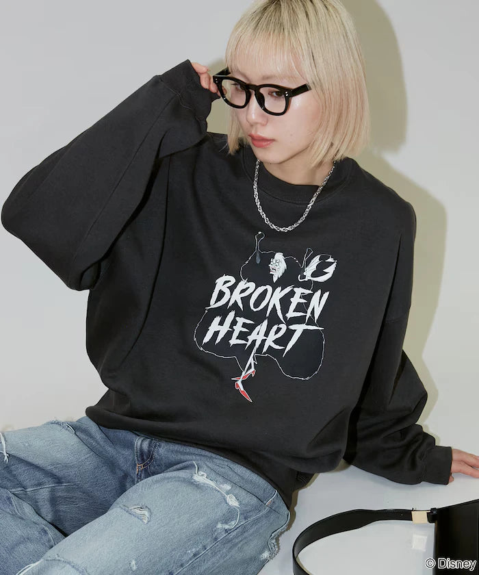 Special Order VILLAINS CRUELLA SWEAT