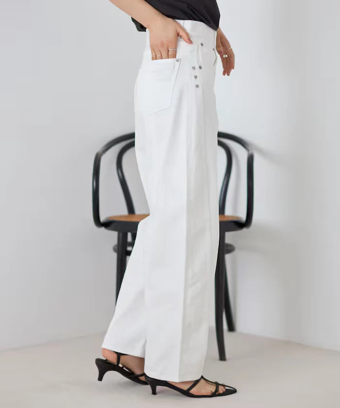 Heart Studs Curvy Denim / Wide Silhouette