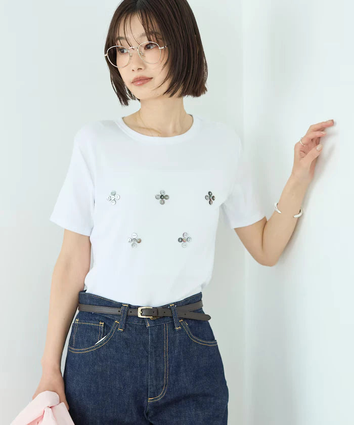 Shell Button Flower Motif Cotton Modal T-Shirt