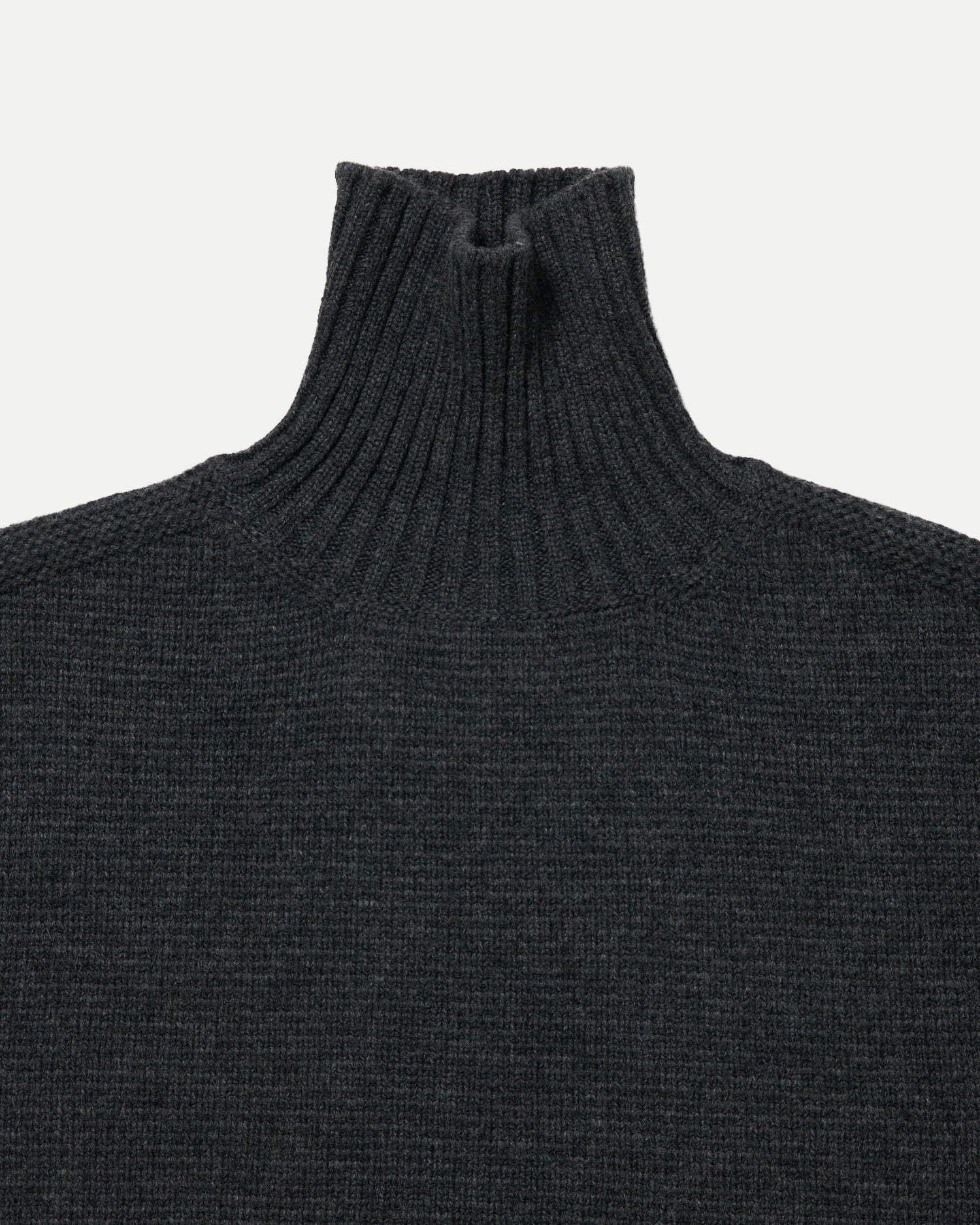 LOT.527 A.R.C TURTLENECK SWEATER