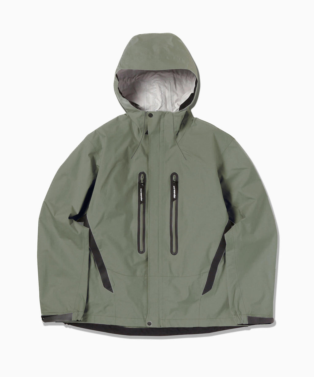 2.5L hiker rain jacket