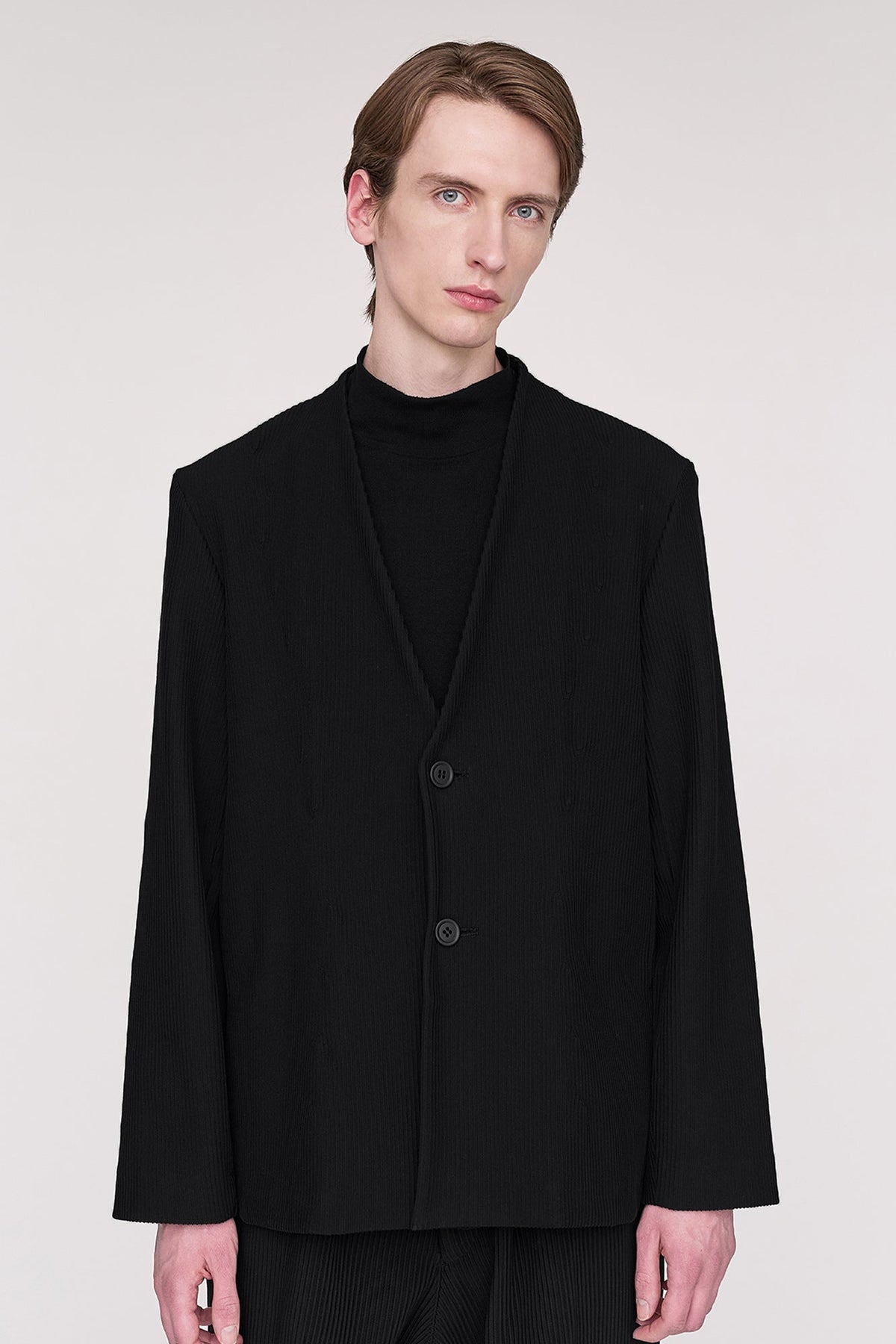 SOFT HYPHA COLLARLESS TAILORED JACKET