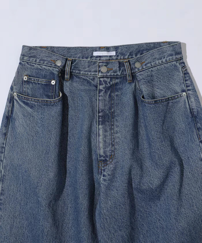 Design Tuck Japan Denim / Wide Silhouette