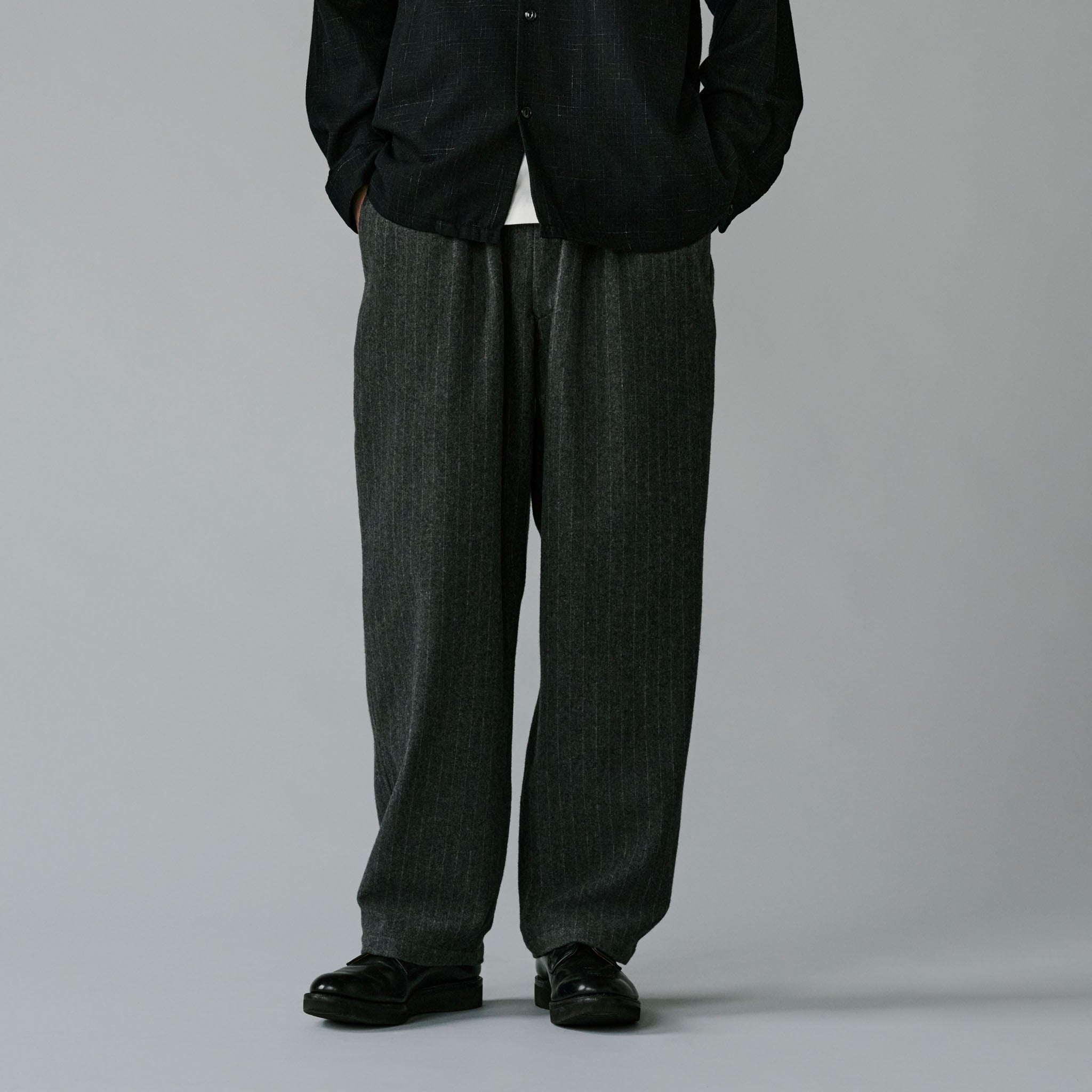 GL42576 / SUPER 160's WOOL HERRINGBONE MOSSER 1TUCK EASY PANTS