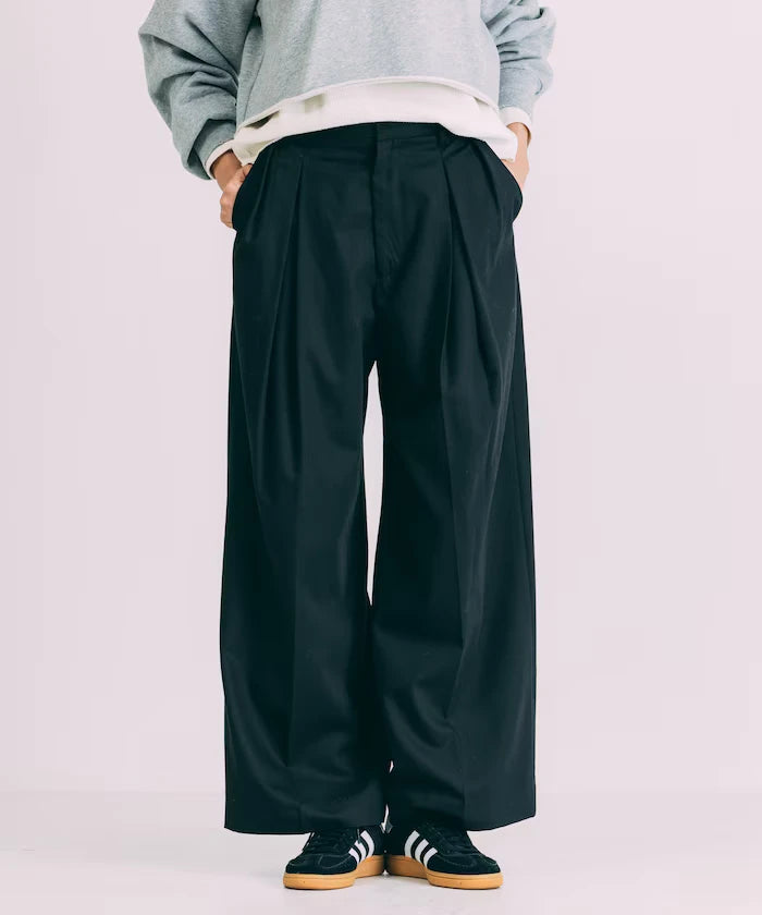 Tuck Wide Slacks Pants